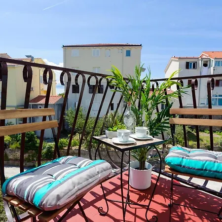 Ami Apartman