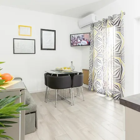 Apartament Ami